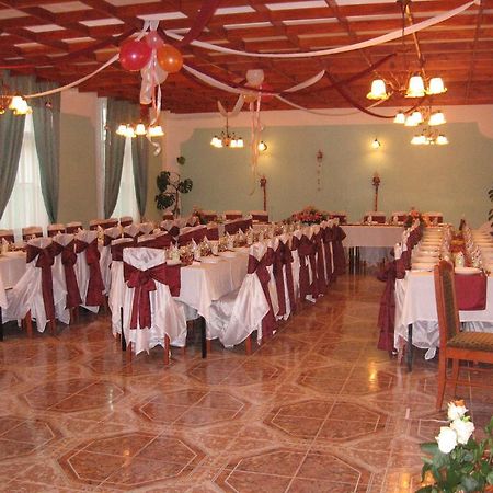 Mater Salvatoris House 호텔 Gödöllő 외부 사진