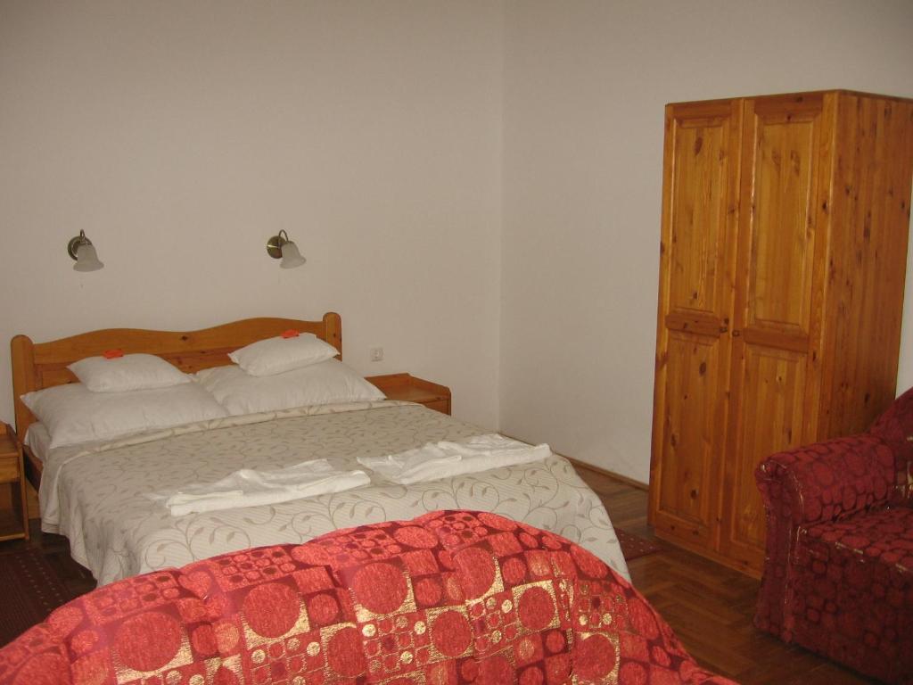 Mater Salvatoris House 호텔 Gödöllő 객실 사진