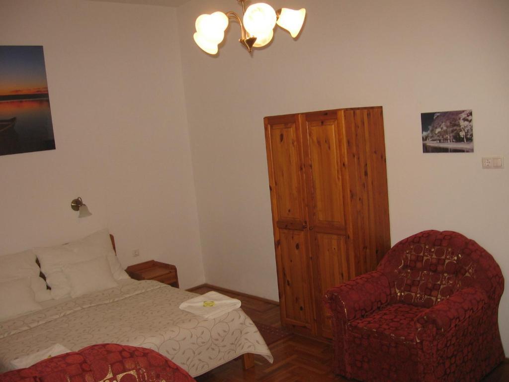 Mater Salvatoris House 호텔 Gödöllő 객실 사진